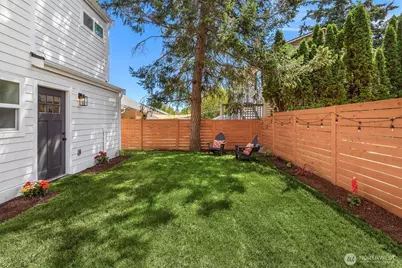 11028 Evanston Avenue N, Seattle, WA 98133 - Photo 18