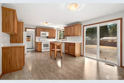 15441 SE 144th Place, Renton, WA 98059 - Photo 12