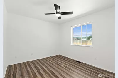 18303 Ivan Street SW, Rochester, WA 98579 - Photo 22