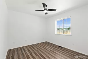18303 Ivan St SW, Rochester, WA 98579 - Photo 22
