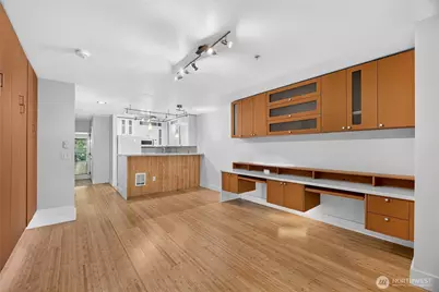 1323 Boren Avenue #212, Seattle, WA 98101 - Photo 4