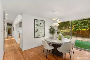 4215 Island Crest Way, Mercer Island, WA 98040 - Photo 14