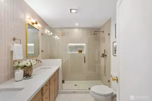 4215 Island Crest Way, Mercer Island, WA 98040 - Photo 22