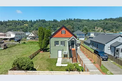 2415 Pacific Avenue, Hoquiam, WA 98550 - Photo 1