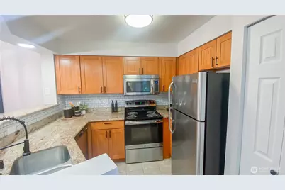 15300 112th Avenue NE #B108, Bothell, WA 98011 - Photo 6