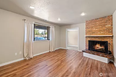 4708 Alameda Avenue W, University Place, WA 98466 - Photo 2