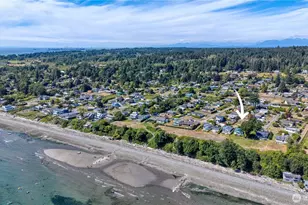1992 Holiday Ln, Point Roberts, WA 98281 - Photo 2