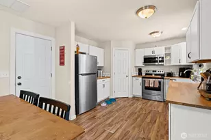 18102 Big Fir Ct SE, Yelm, WA 98597 - Photo 10