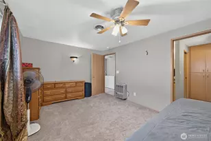12820 SE 172nd St, Renton, WA 98058 - Photo 16