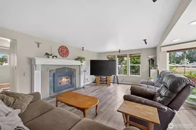12820 SE 172nd Street, Renton, WA 98058 - Photo 4