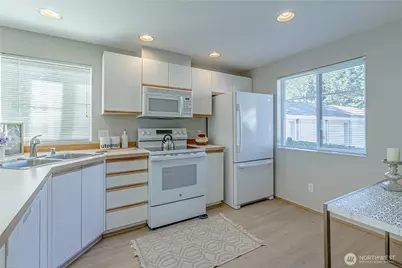 5626 S 231st Place #8-4, Kent, WA 98032 - Photo 10