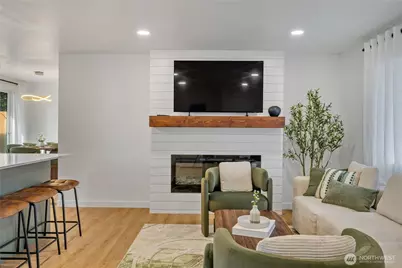 7935 13th Avenue SW #1, Seattle, WA 98106 - Photo 8
