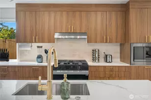 7935 13th Ave SW, Seattle, WA 98106 - Photo 14