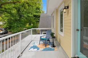 822 W Fulton St, Seattle, WA 98119 - Photo 24