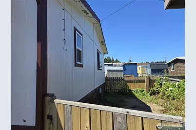 102 Nancy Lane, Centralia, WA 98531 - Photo 2