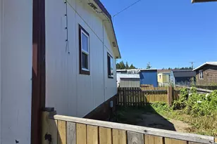 102 Nancy Ln, Centralia, WA 98531 - Photo 2