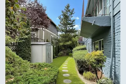 4711 Sand Point Way NE, Seattle, WA 98105 - Photo 4