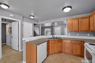 6514 Oklahoma St SE, Lacey, WA 98516 - Photo 8