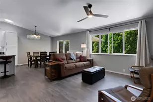 128 Glacier Ave S, Pacific, WA 98047 - Photo 4