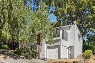 2424 E Mercer St, Seattle, WA 98112 - Photo 22