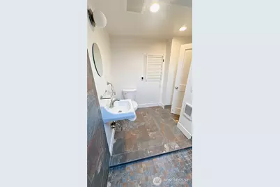 1470 Grant Street, Bellingham, WA 98225 - Photo 10