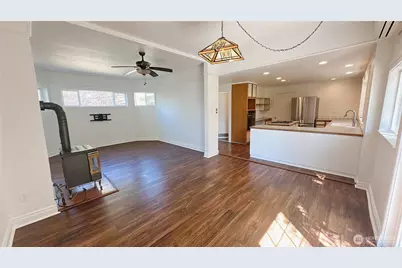 1470 Grant Street, Bellingham, WA 98225 - Photo 2