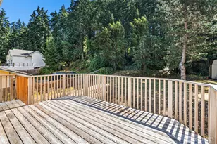 5609 41st Ave E, Tacoma, WA 98443 - Photo 26