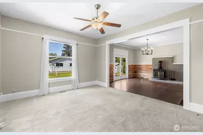 24499 E State Street, Sedro Woolley, WA 98284 - Photo 8