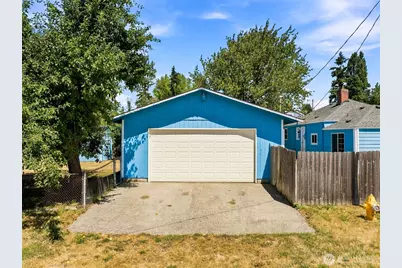 17053 35th Avenue S, SeaTac, WA 98188 - Photo 2