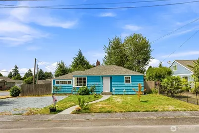17053 35th Avenue S, SeaTac, WA 98188 - Photo 1