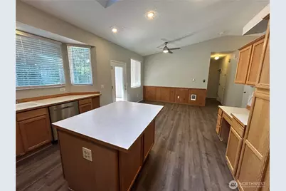 25322 39th Avenue E, Spanaway, WA 98387 - Photo 10