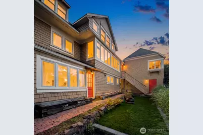 708 W Prospect Street, Seattle, WA 98119 - Photo 26
