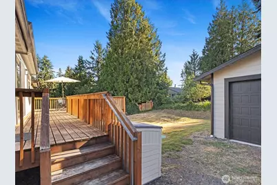 7883 San Juan Ave, Clinton, WA 98236 - Photo 30