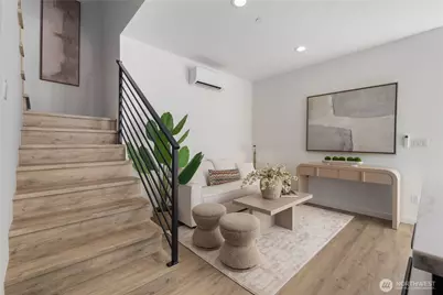 2328 D Franklin Avenue E, Seattle, WA 98102 - Photo 10