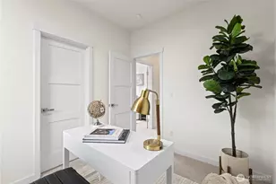 2328 D Franklin Ave E, Seattle, WA 98102 - Photo 20