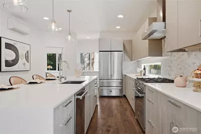 11514 NE 87th Street #B, Kirkland, WA 98033 - Photo 14