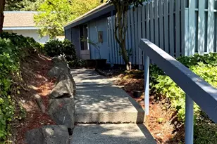 4308 NE Sunset Blvd, Renton, WA 98059 - Photo 10