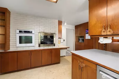 300 Claremont Place, Mount Vernon, WA 98274 - Photo 8