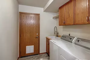 9132 NE 151st St, Bothell, WA 98011 - Photo 16
