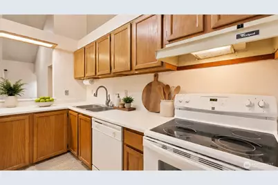 11550 SE 175th Street, Renton, WA 98058 - Photo 4