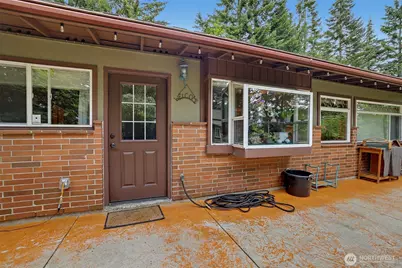 24901 Roberts Drive, Black Diamond, WA 98010 - Photo 30