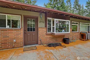 24901 Roberts Dr, Black Diamond, WA 98010 - Photo 30