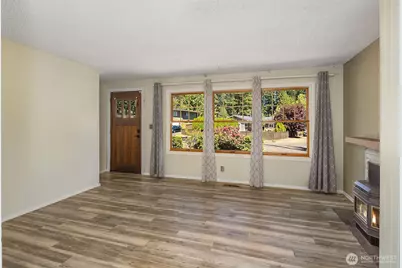 6024 Park Way, Lynnwood, WA 98036 - Photo 4