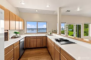7415 Boston Harbor Rd NE, Olympia, WA 98506 - Photo 8