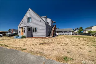 517 Center St, Centralia, WA 98531 - Photo 2