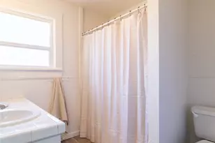 517 Center St, Centralia, WA 98531 - Photo 16