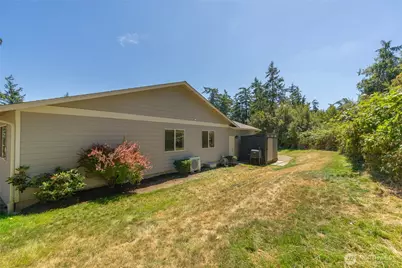 1415 Highland Drive, Oak Harbor, WA 98277 - Photo 36