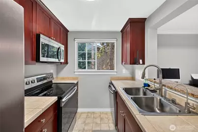 28300 18th Ave S #C201, Federal Way, WA 98003 - Photo 16