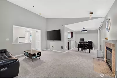 28300 18th Ave S #C201, Federal Way, WA 98003 - Photo 8