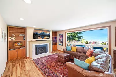 1010 1st Lane, Mukilteo, WA 98275 - Photo 10